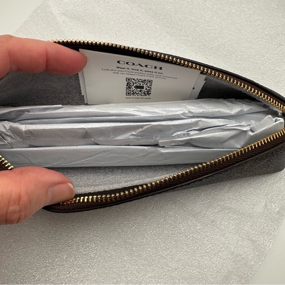 Coach CCI83 Floral Signature Canvas Pencil Case Gold Walnut Yellow NWT - Picture 4 of 15